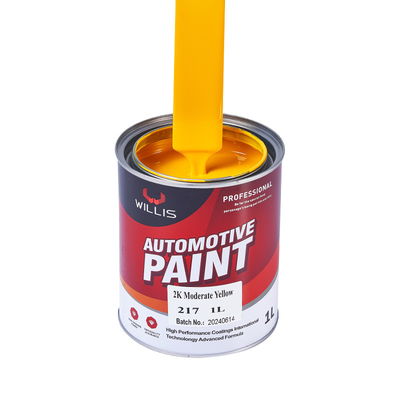 Pintura con spray acrílico amarillo para reparación de carrocerías