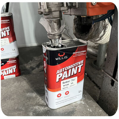 Alta calidad 2K Transparente Clearcoat Auto Paint Hardener buen precio Fabrica de recubrimiento y pintura de automóviles