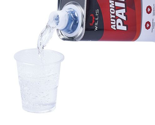 Precio de fábrica de secado lento Auto delgador de pintura Diluente para 2K / 1K Color Automotivos de revestimiento de plástico de revestimiento líquido especial delgador